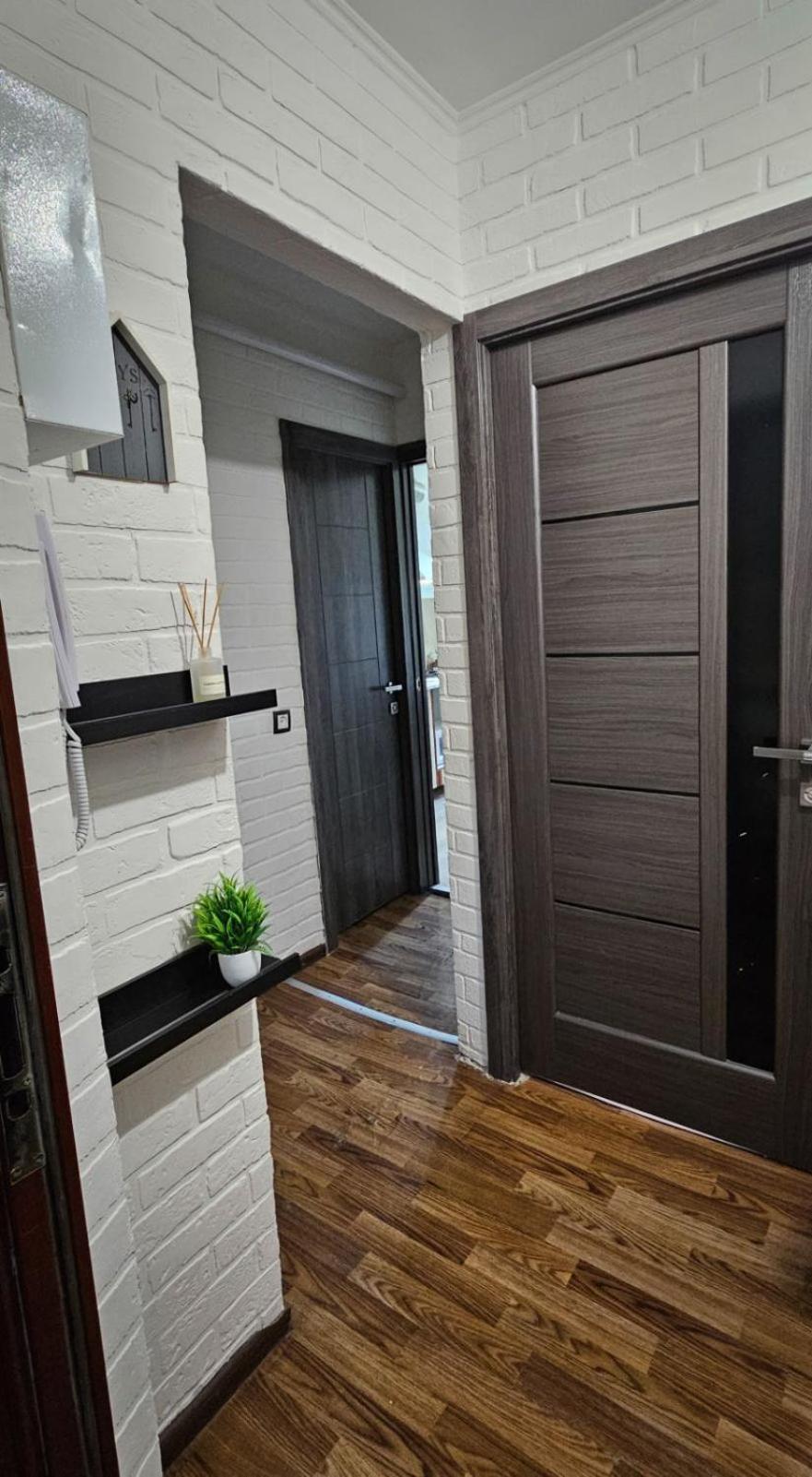 2К Апартаменты В Центре Поселение 24 На 7 Kryvyi Rih Exterior photo